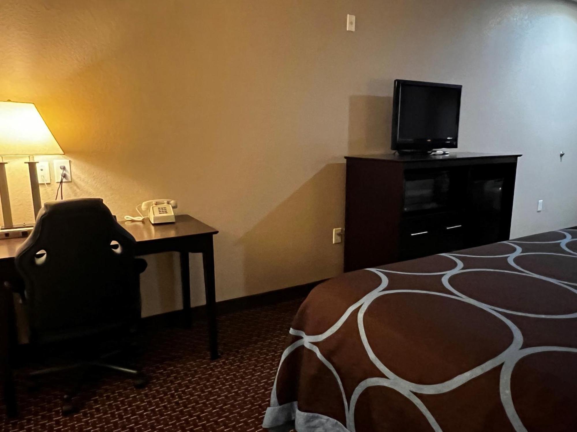Motel Super 8 By Wyndham Center Exterior foto