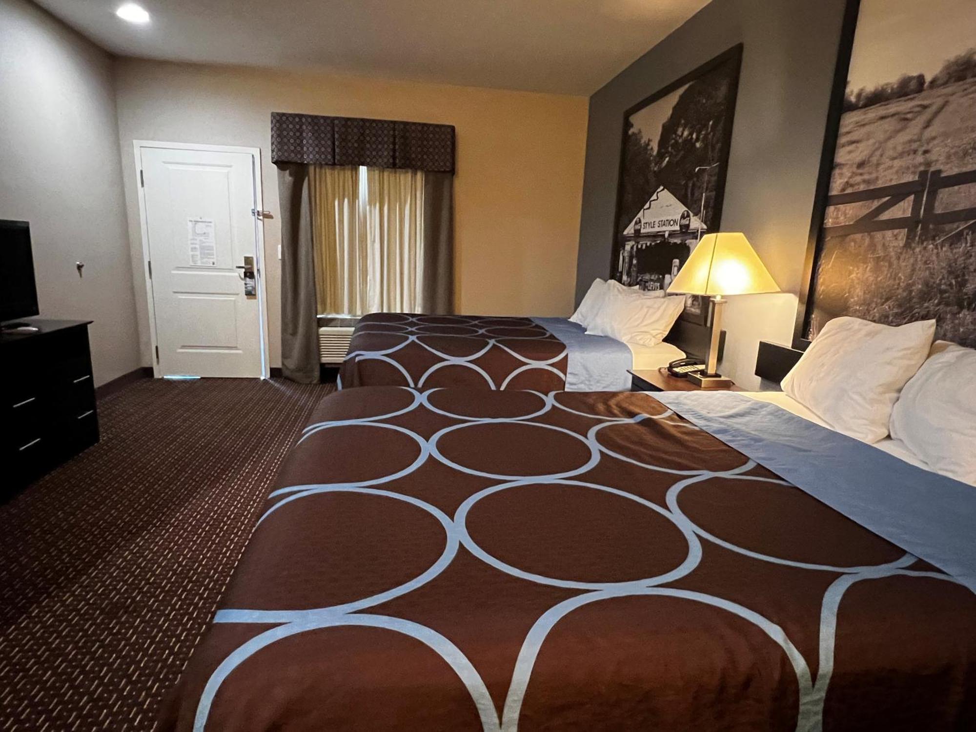 Motel Super 8 By Wyndham Center Exterior foto